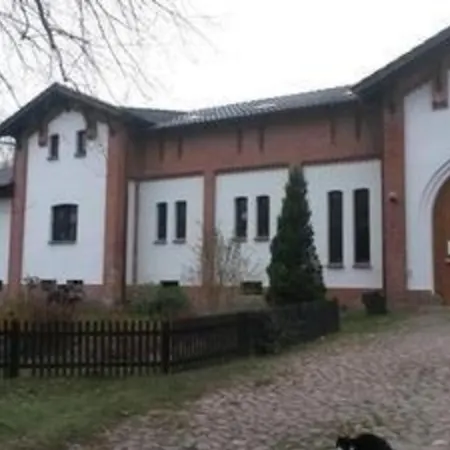 Gemuetliche In Mit Grill, Terrasse Und Garten